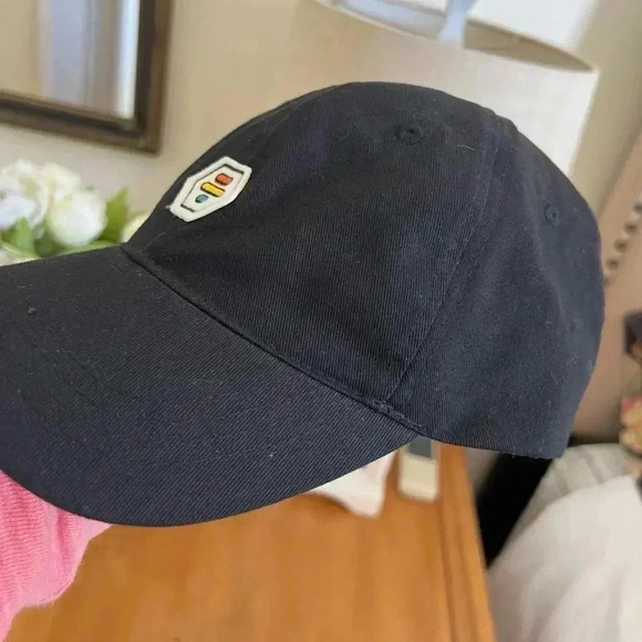 Bumble Ball Cap Hat Black - Picture 1 of 6